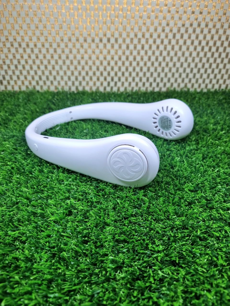 Neck fan model x9
